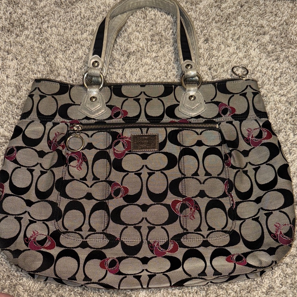 COACH Vintage Poppy Hearts Canvas CC Monogram Black and Gray Women's Large Bag